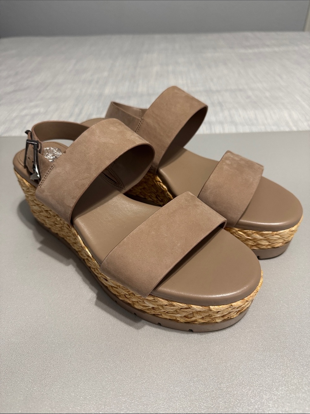 [WORN 1x] Vince Camuto Miapelle Espadrille Wedge Sandals Taupe Suede Sz 8.5